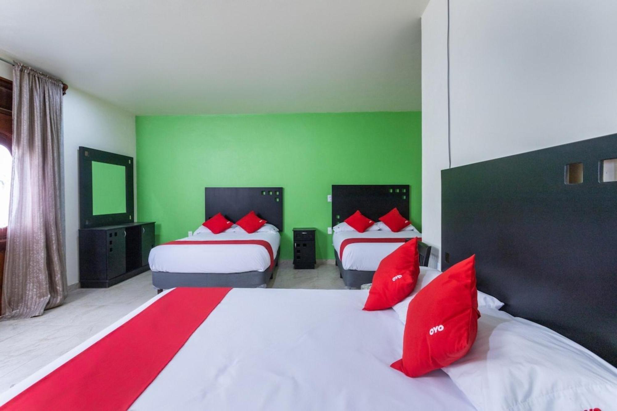 Oyo Hotel Emperadores Inn, Atlixco Esterno foto
