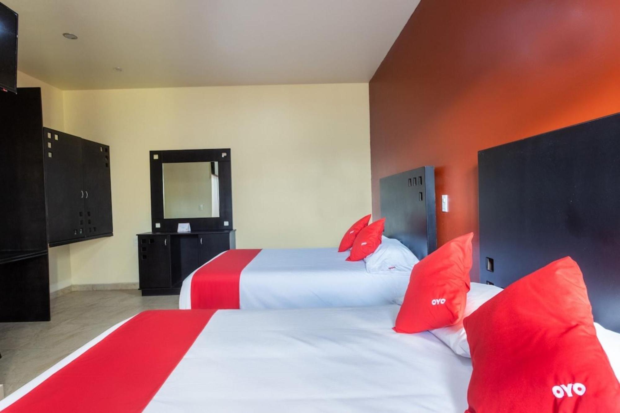 Oyo Hotel Emperadores Inn, Atlixco Esterno foto