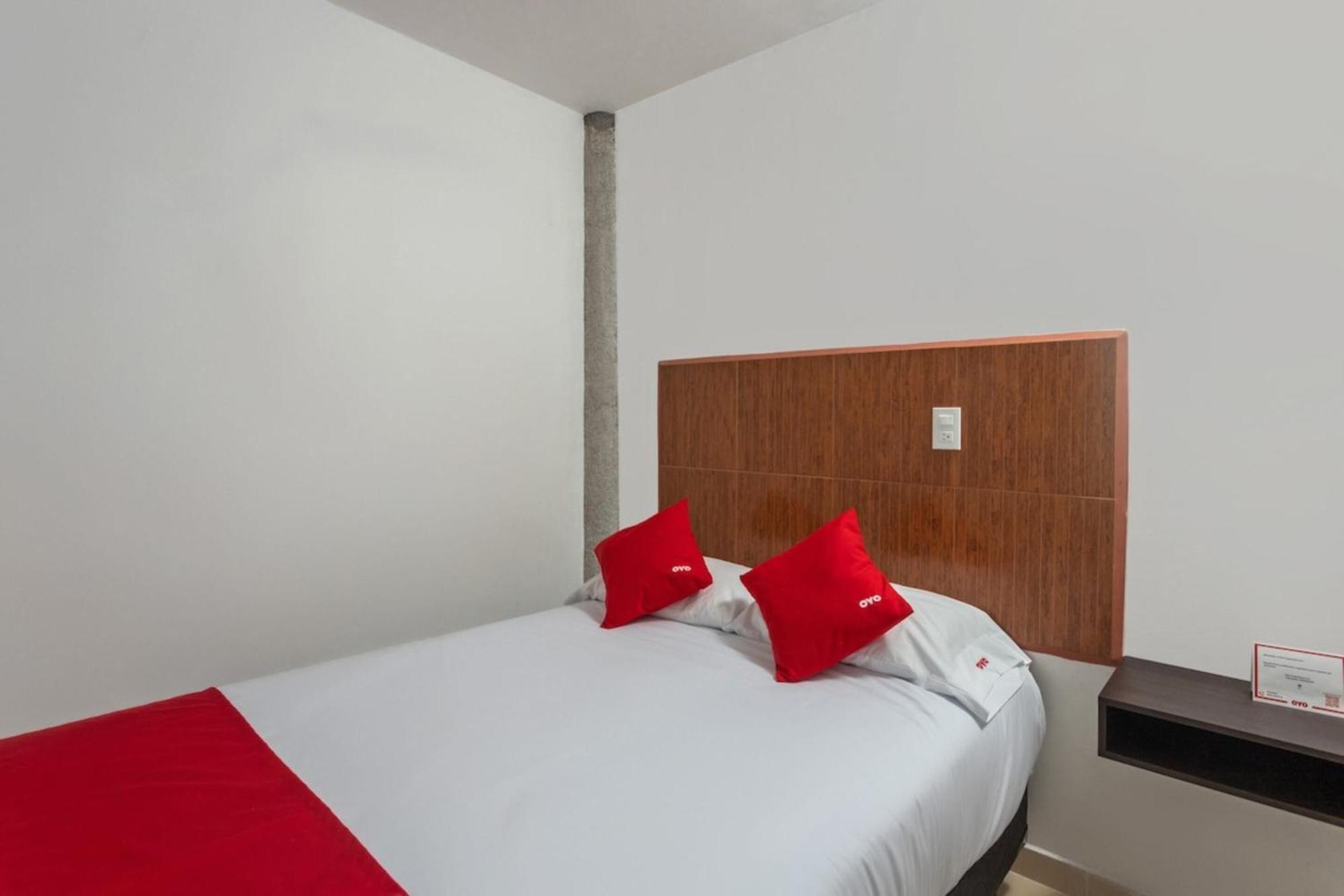 Oyo Hotel Emperadores Inn, Atlixco Esterno foto