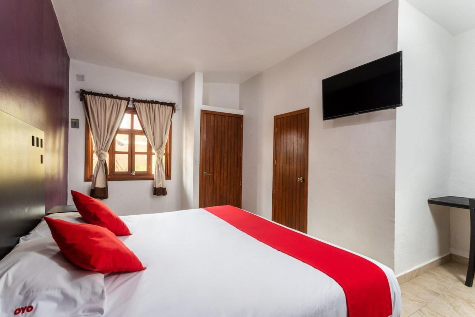Oyo Hotel Emperadores Inn, Atlixco Esterno foto